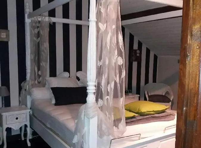 Frühstückspension Chez Les Dom's Sainte-Cécile